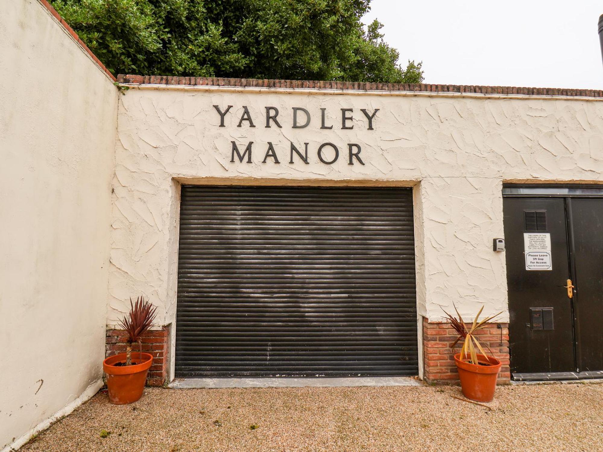 Villa Yardley Manor Scarborough Exterior foto